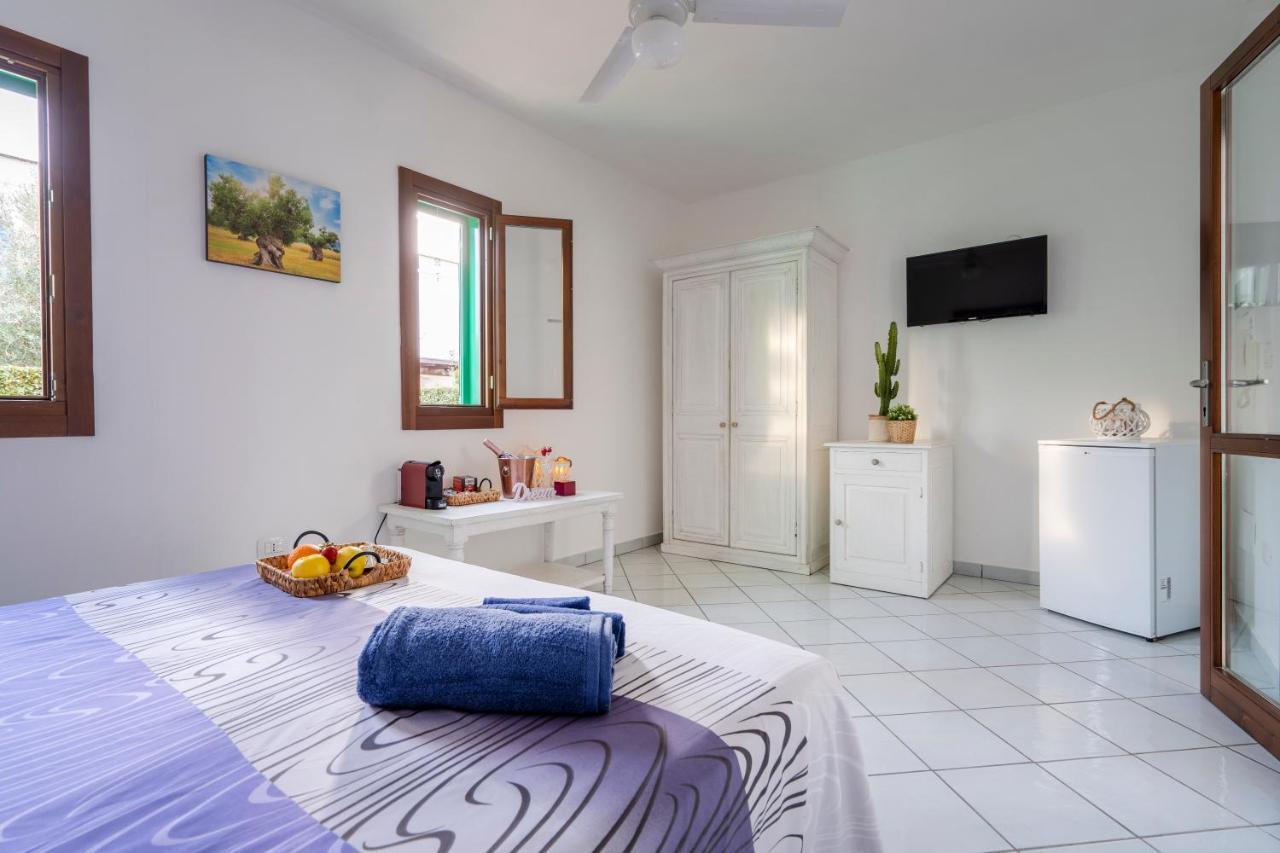 Bed and Breakfast Le Tre Sirene Porto Cesareo Exterior foto