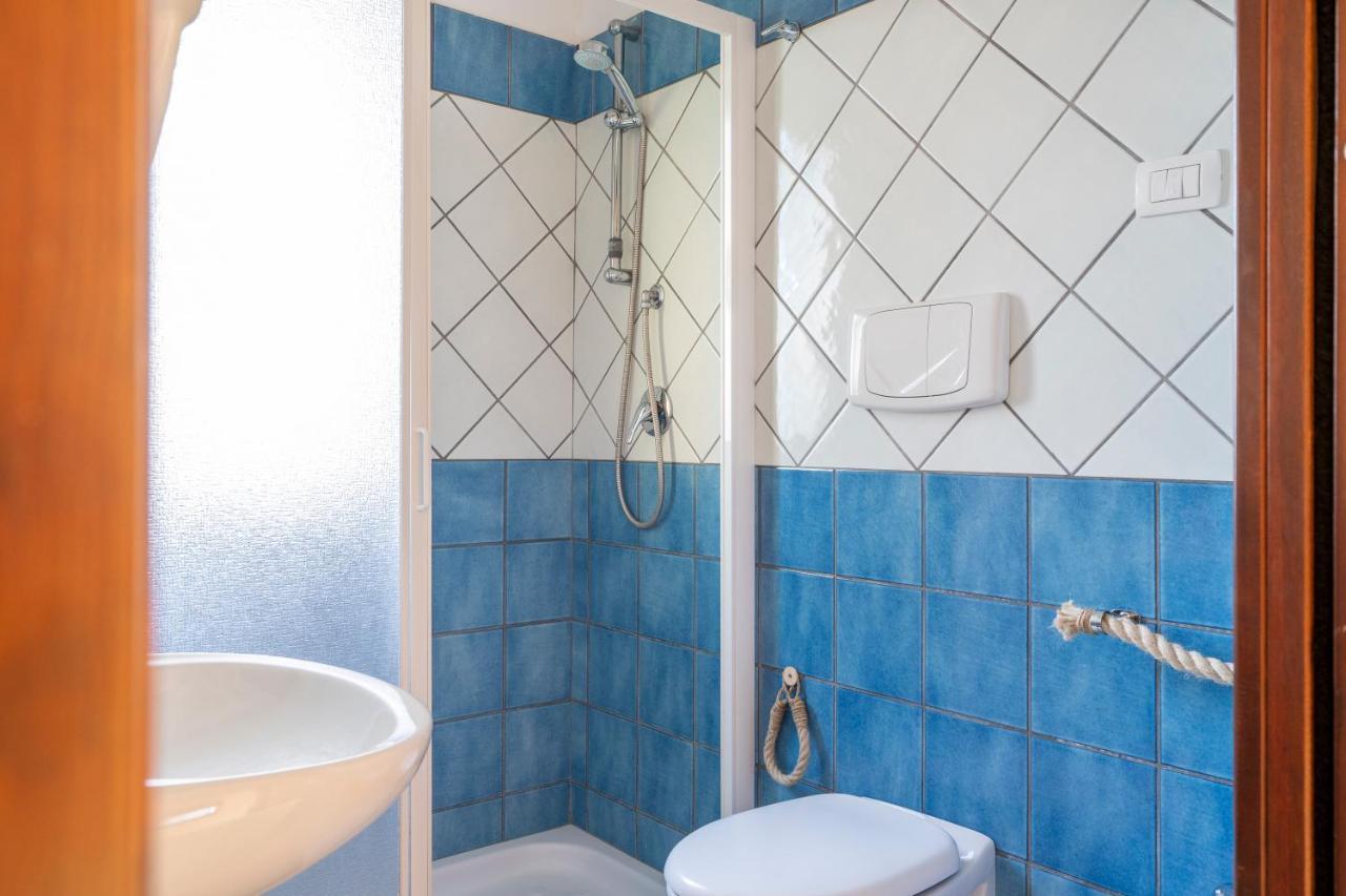 Bed and Breakfast Le Tre Sirene Porto Cesareo Exterior foto